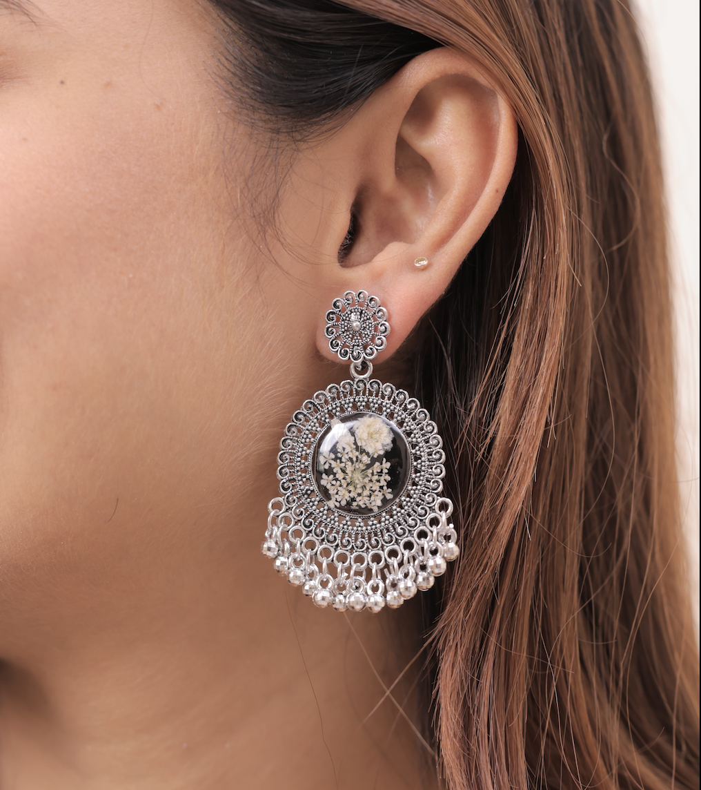 Noir Bloom jhumka