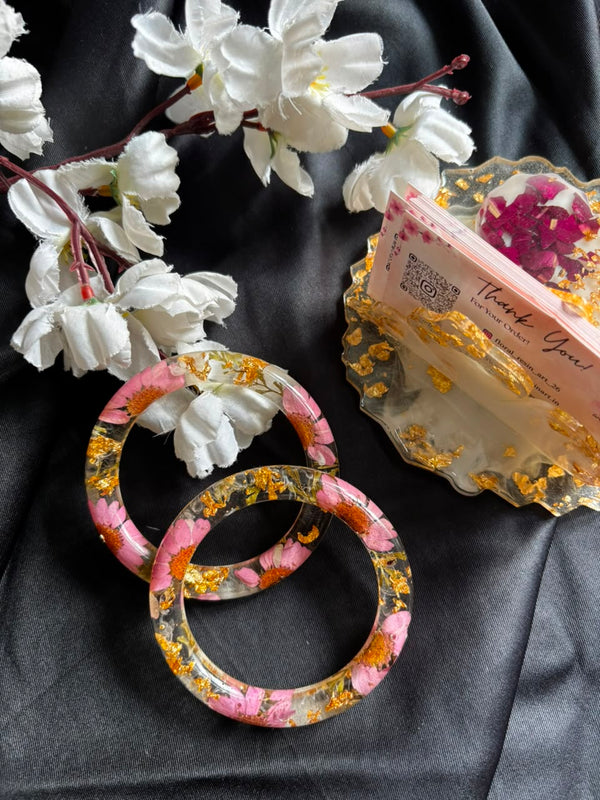 Pink Daisy Bloom Floral Resin Bangle Set | Handmade Real Flower Bangles with Gold Flakes