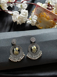Noir Bloom jhumka thumbnail