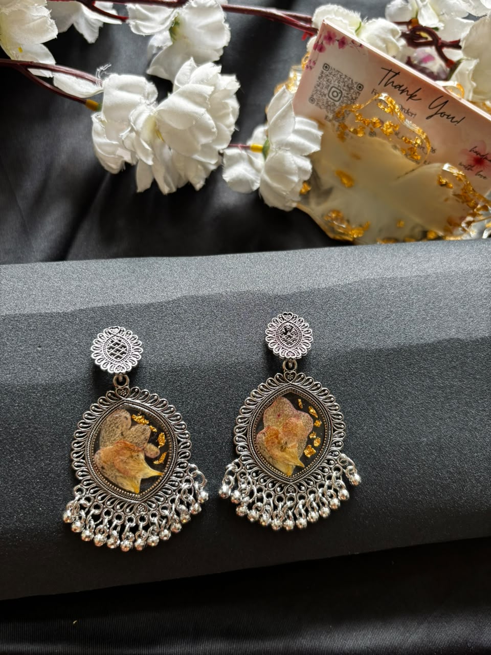 Golden Petal Oval Jhumka